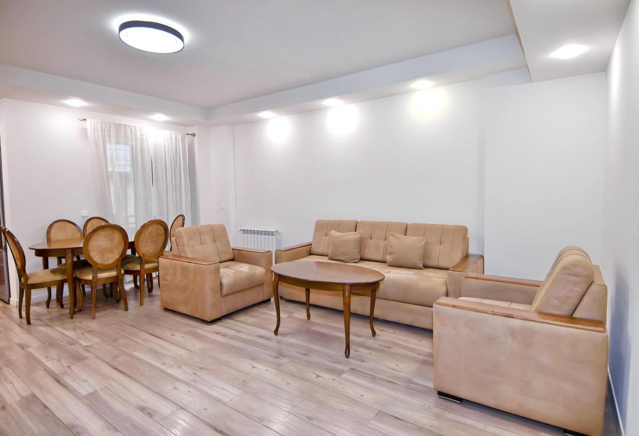 Prime Apartment On Aram Street,2 Bedrooms,2 Bathrooms,Open Balcony Yerevan Exterior photo